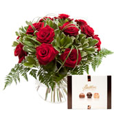 Bouquet of 12 Red Roses &amp; Chocolates